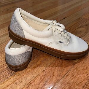 Vans Off The Wall, Off White & Grey, Gum Bottom, Men’s 10. Women’s 12.